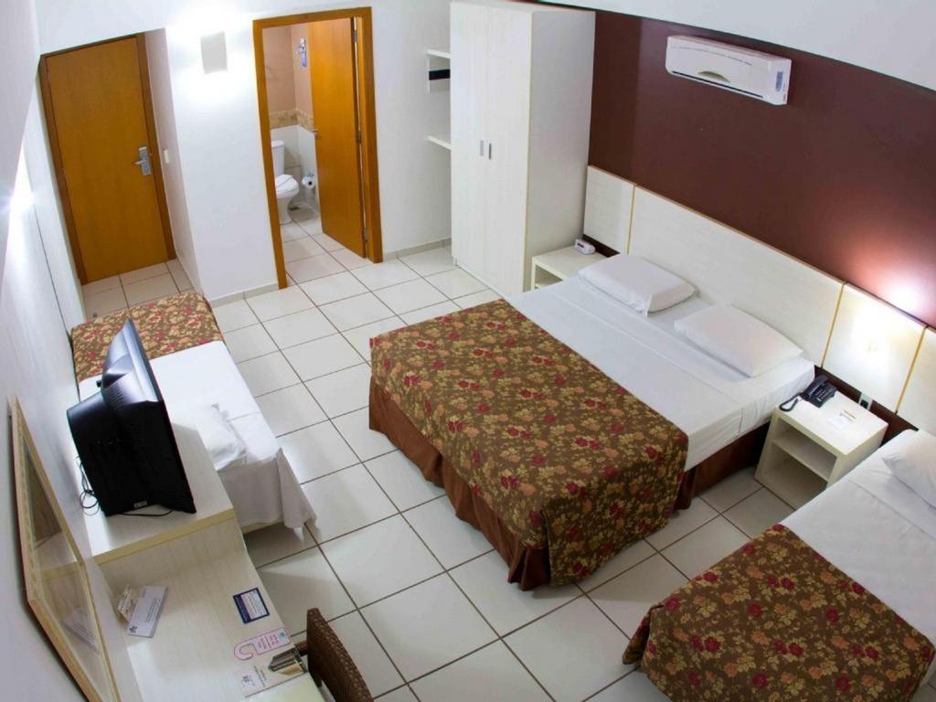 Le Jardin Hotel Com Promocao Em Outros Parques Caldas Novas Esterno foto
